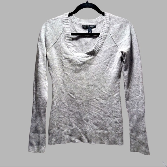 100% Cashmere Sweater Aqua Cashmere High Low Medium Light Gray High Low Crew GUC - Picture 1 of 15